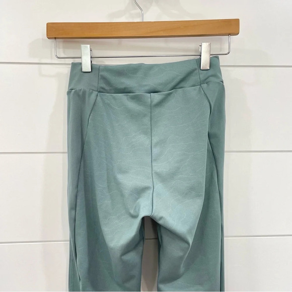 Gymshark 7/8 Blue Green Leggings Medium - Picture 7 of 11